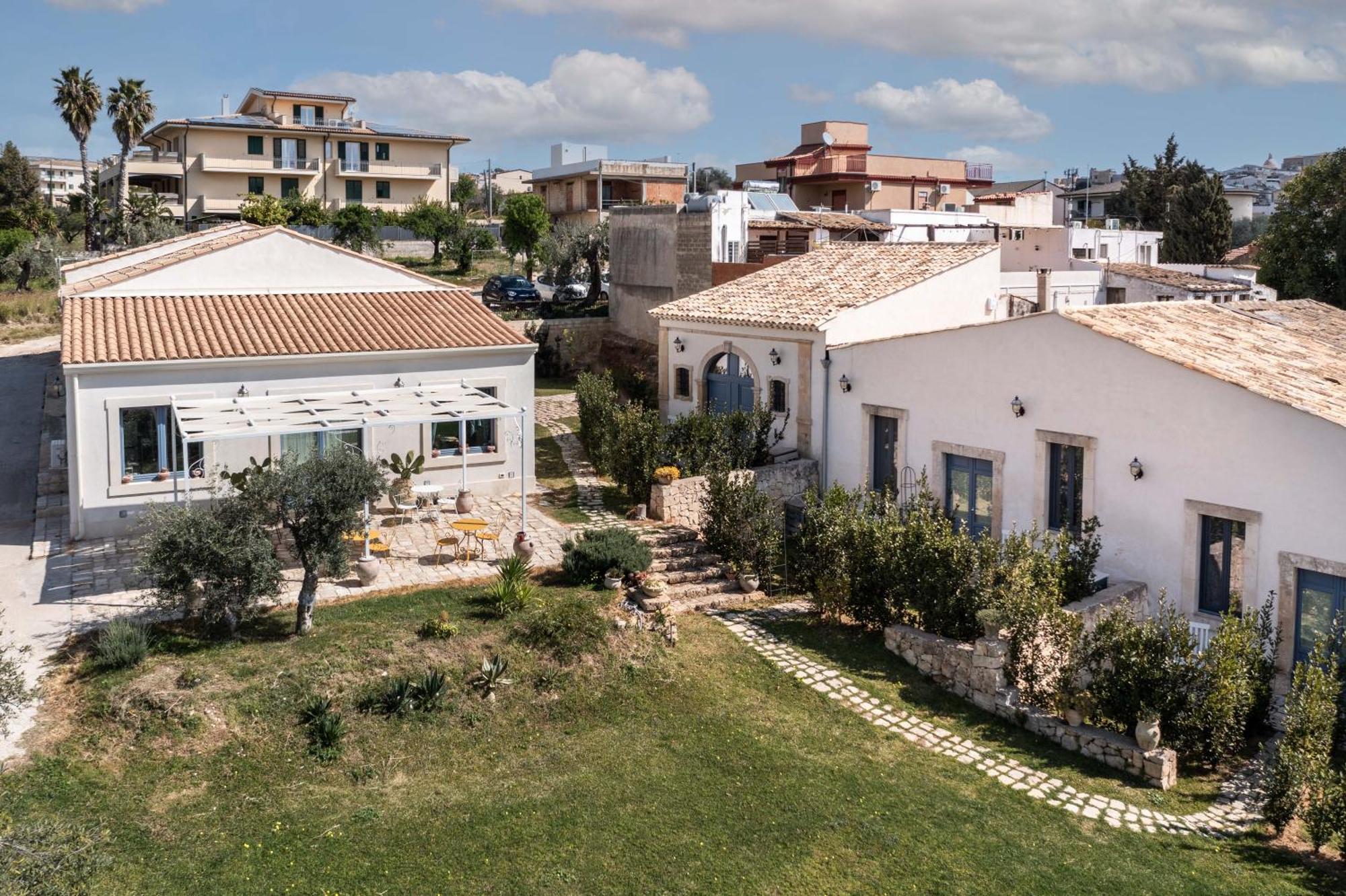 Michael Garden Bed & Breakfast Noto Exterior foto